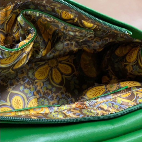 🌹SALE🌹Gorgeous Green Bag. Firm - Picture 3 of 11